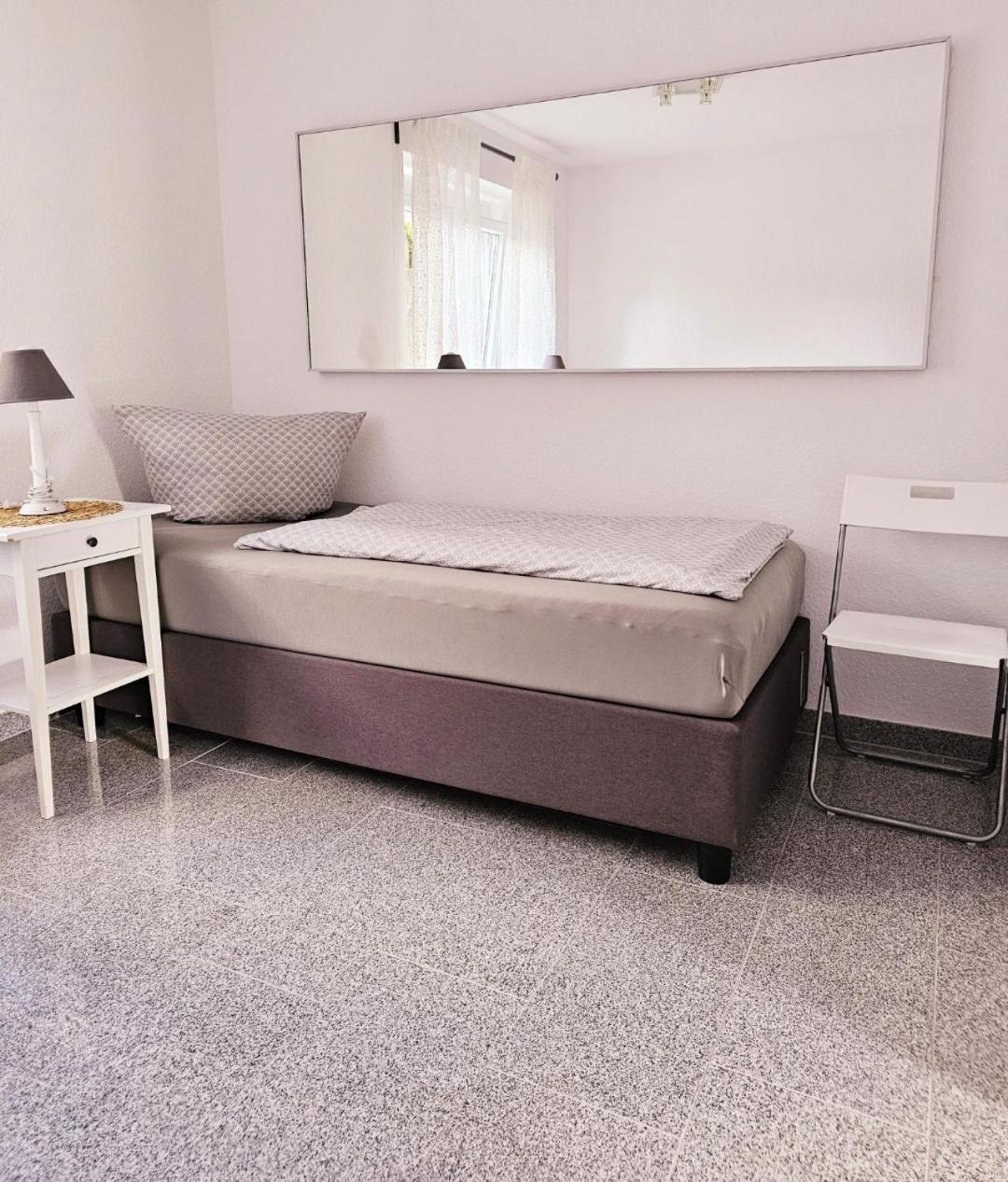 Ferienwohnung Sinsheim Eksteriør bilde